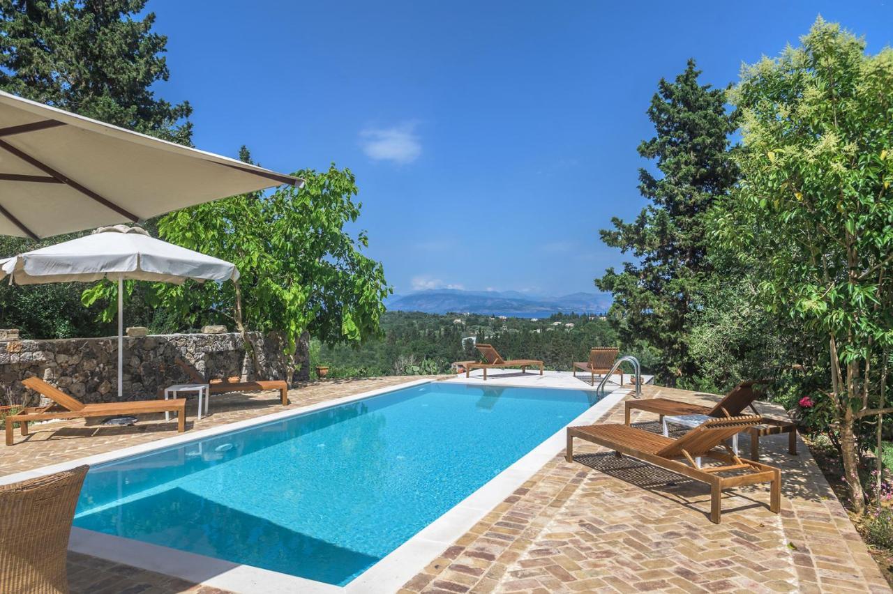 Villa Fioraki Poulades Экстерьер фото